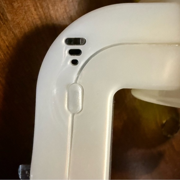 Bath & Body Works Lemon Floral Wallflower - Picture 3 of 3